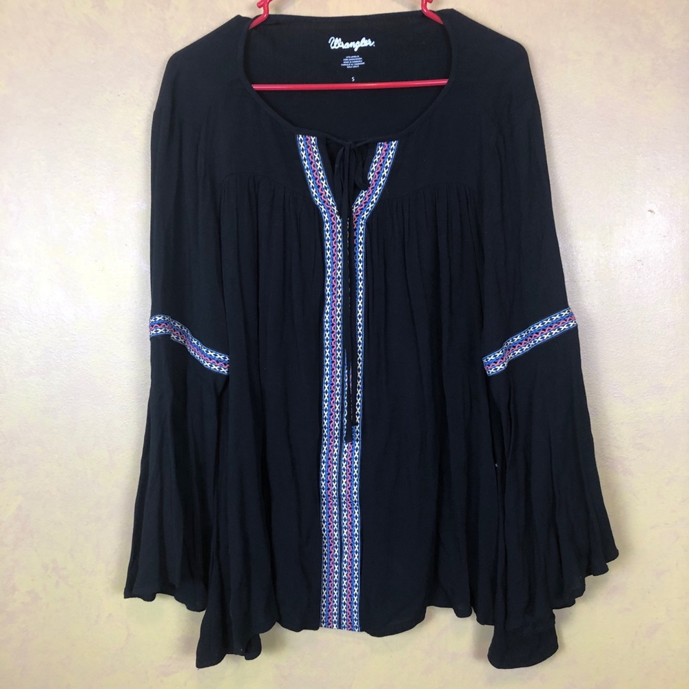 Women’s blouse